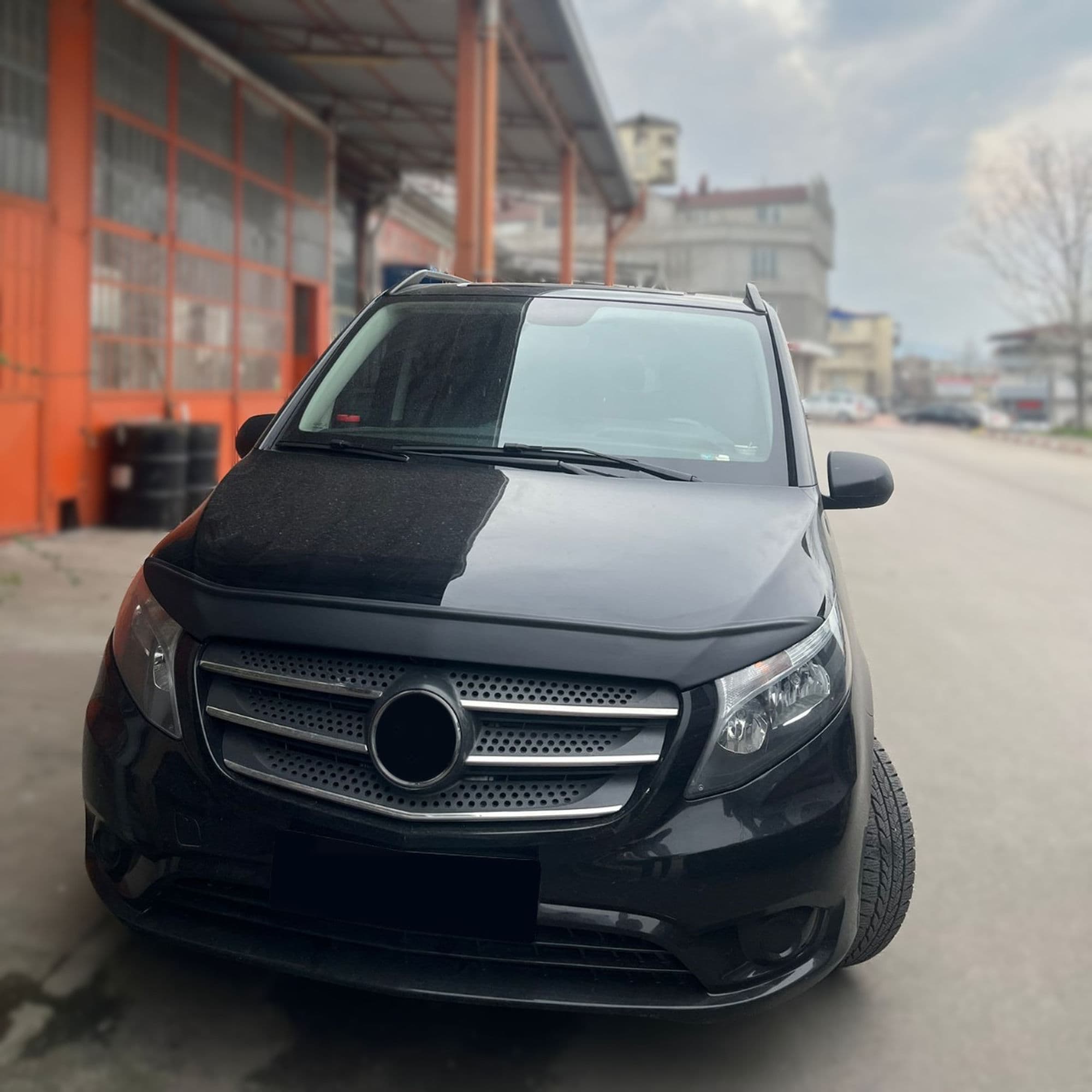 Bonnet guard — Black, ABS plastic, Shiny