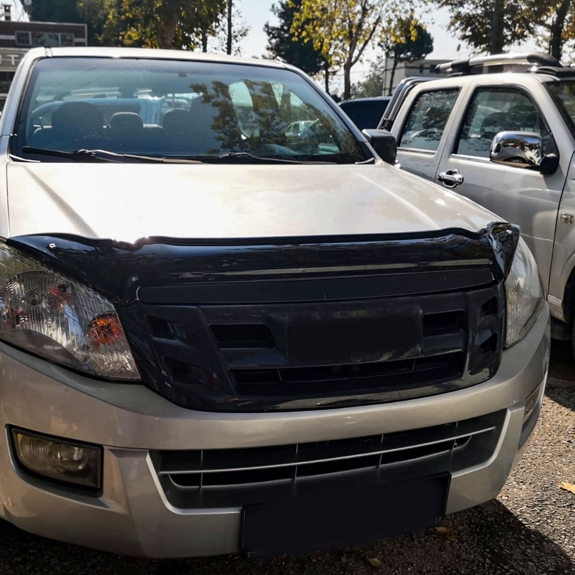 Bonnet guard — Black, ABS plastic, Shiny