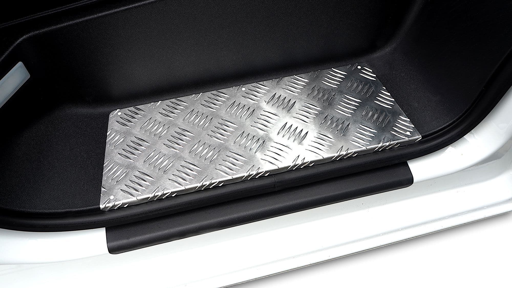 Abdeckungen für vordere Innentrittstufen — Silber, Aluminium, Geriffelt