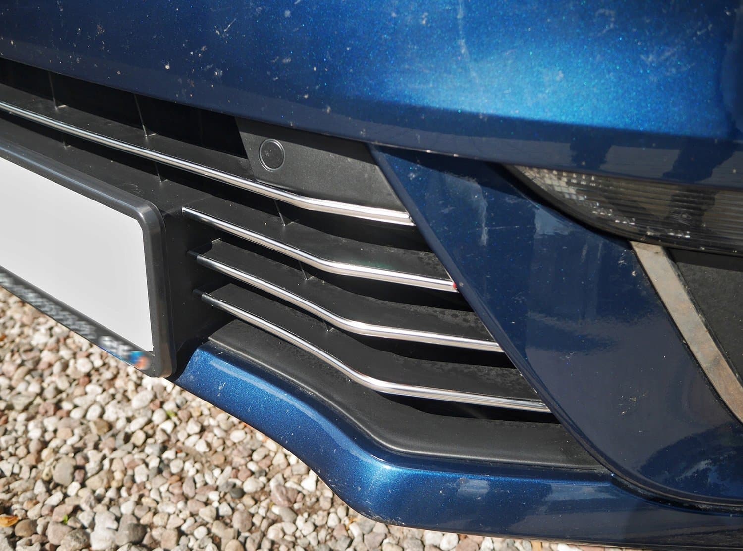 Front bumper grille trims — Chrome, Stainless steel, Polished