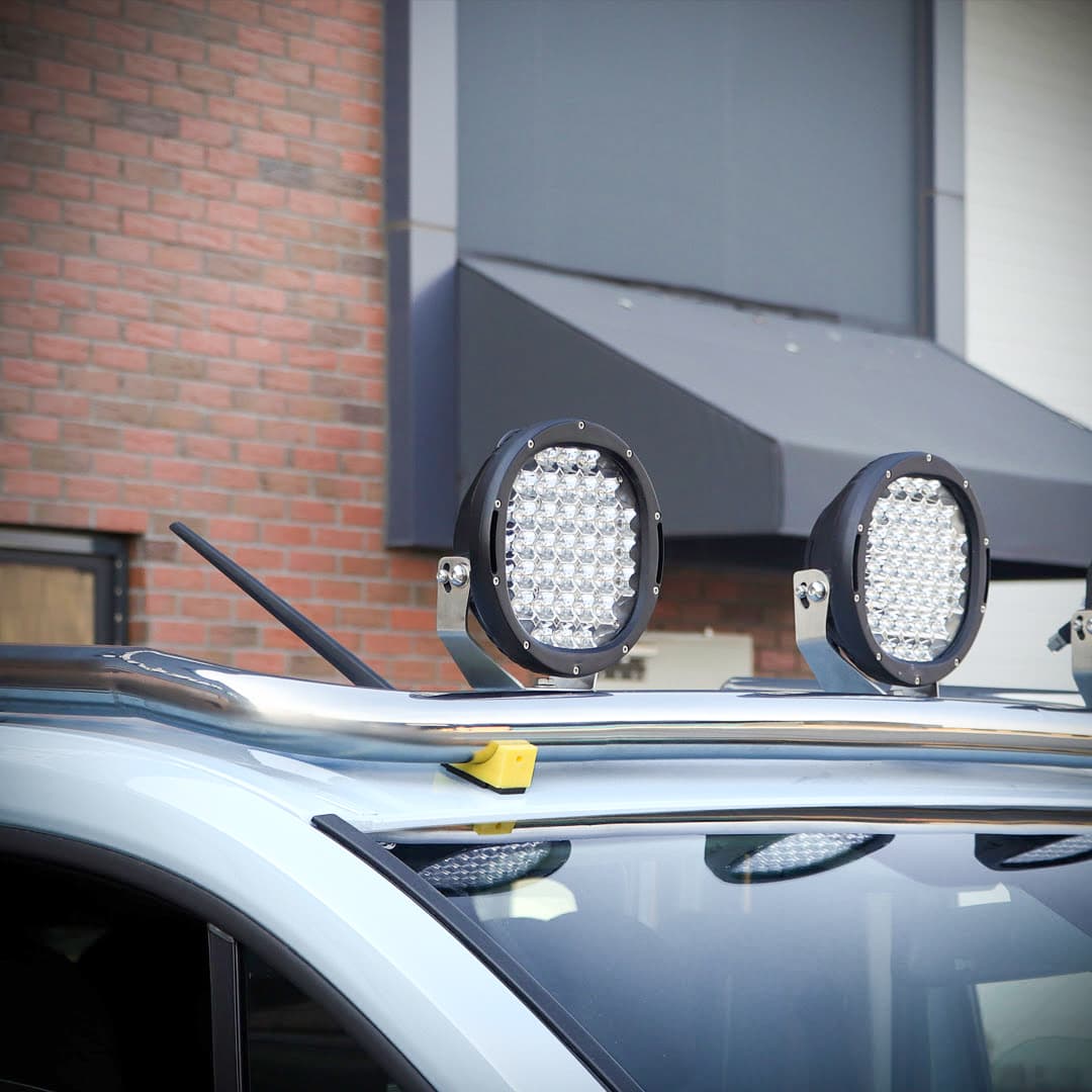 Front roof bar for mounting halogen lights — Chrome, Stainless steel, Polished