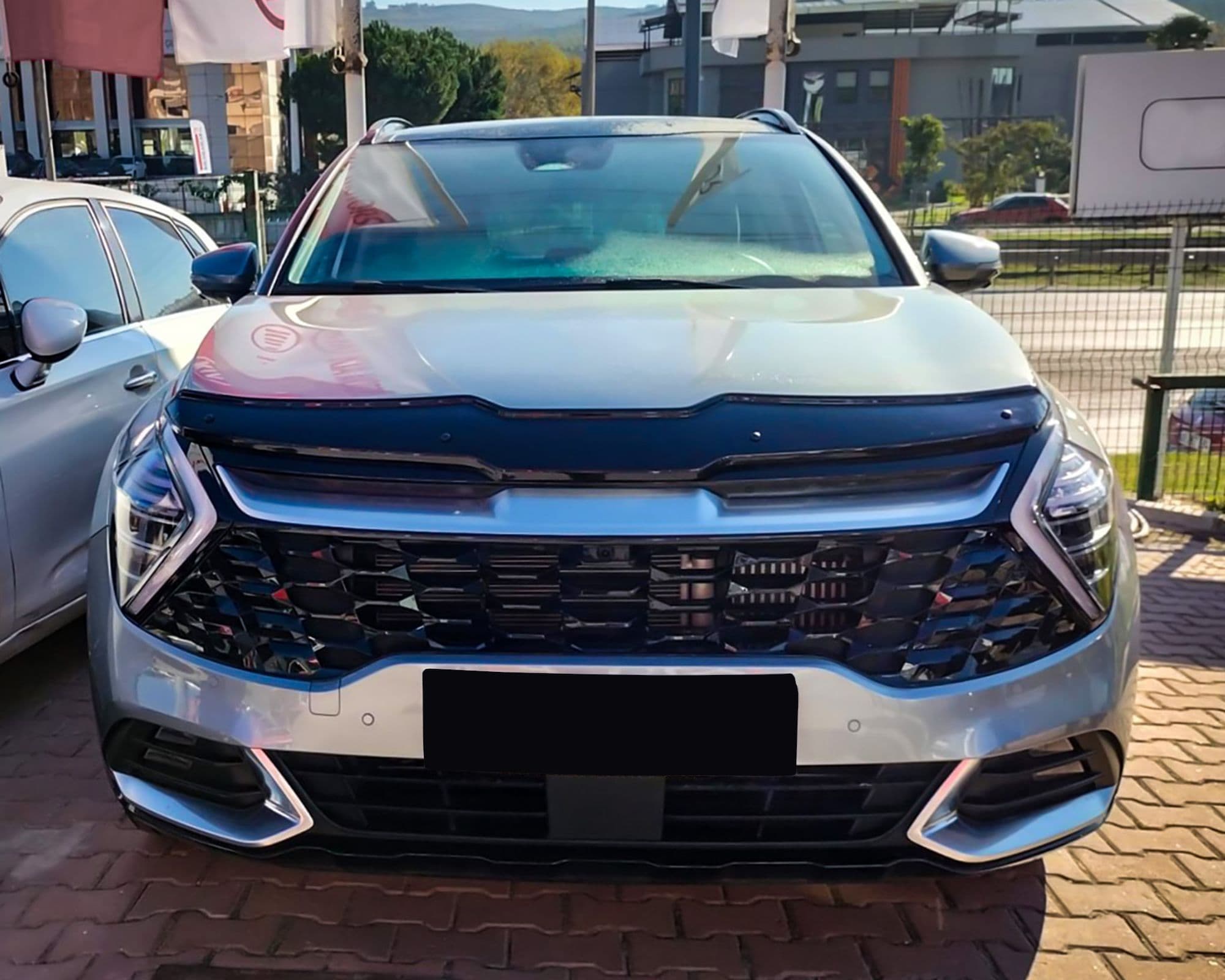 Bonnet guard — Black, ABS plastic, Shiny