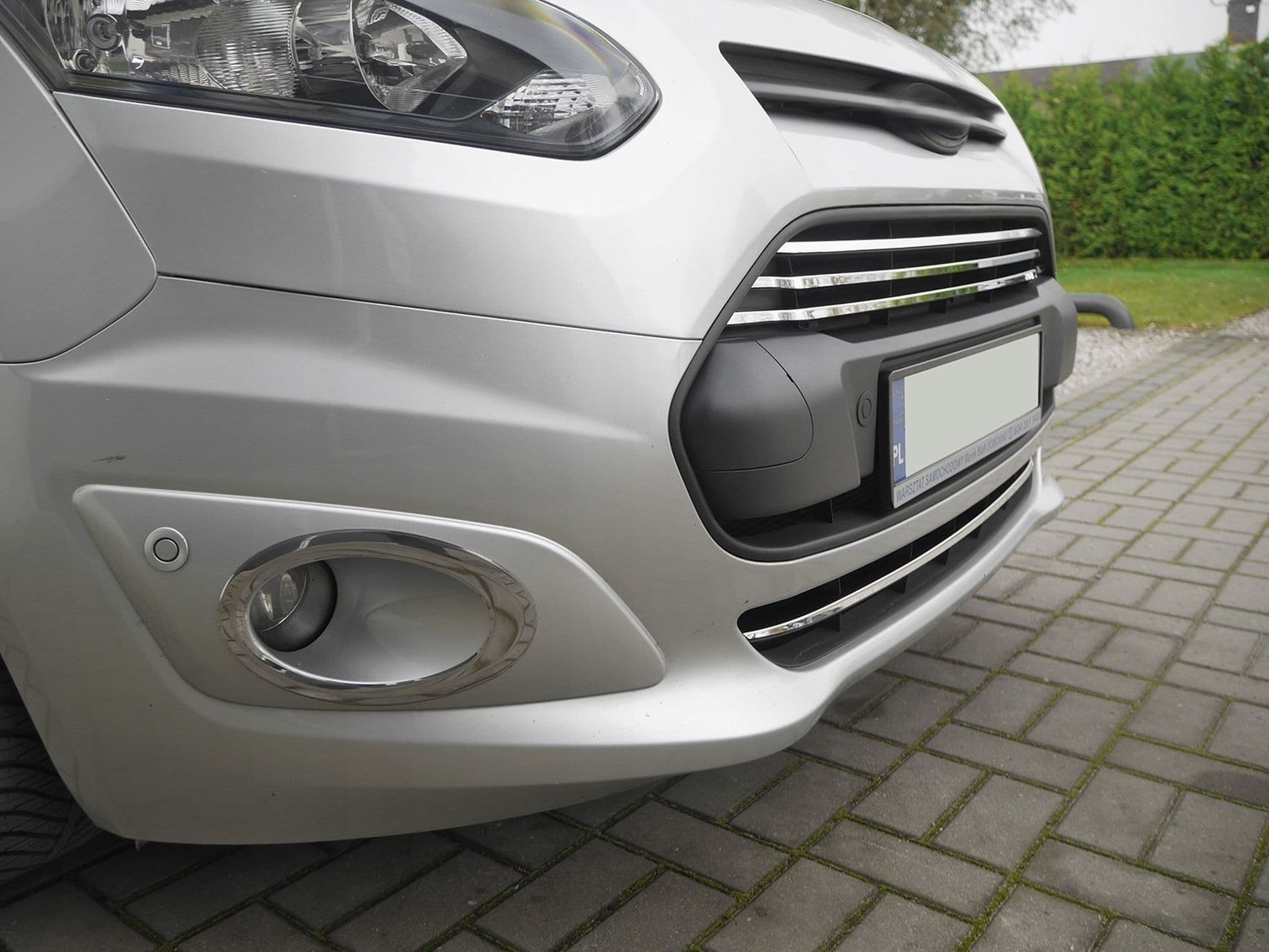 Front bumper grille trims — Chrome, Stainless steel, Polished