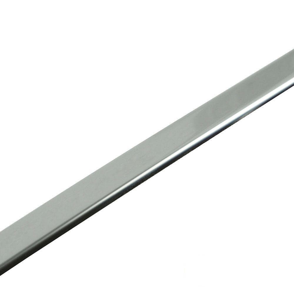 Moulure de hayon arrière au-dessus de la plaque d'immatriculation — Chrome, Acier inoxydable, Poli