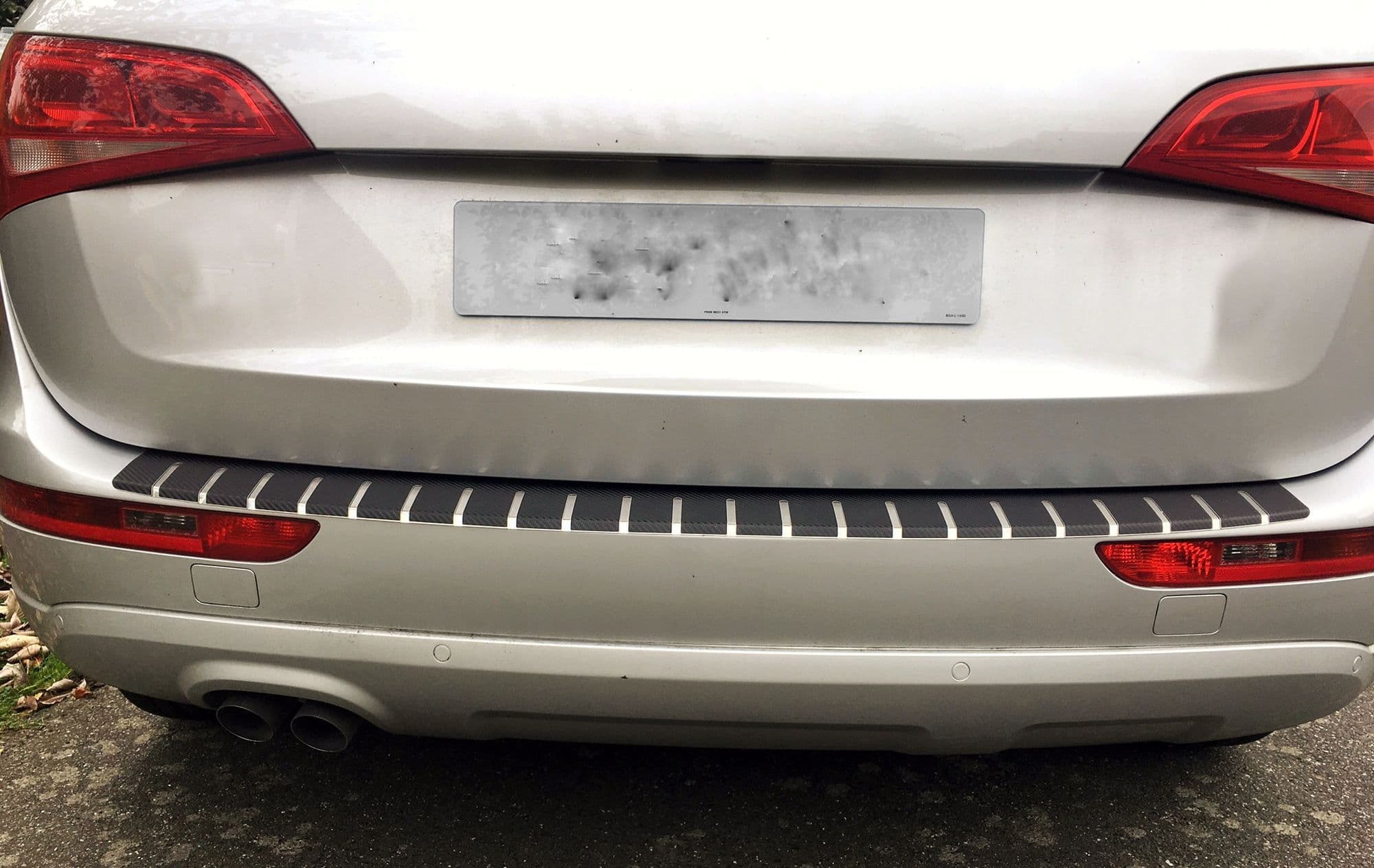 Rear bumper trim — Black | Silver, Stainless steel, Vinyl carbon fiber wrap